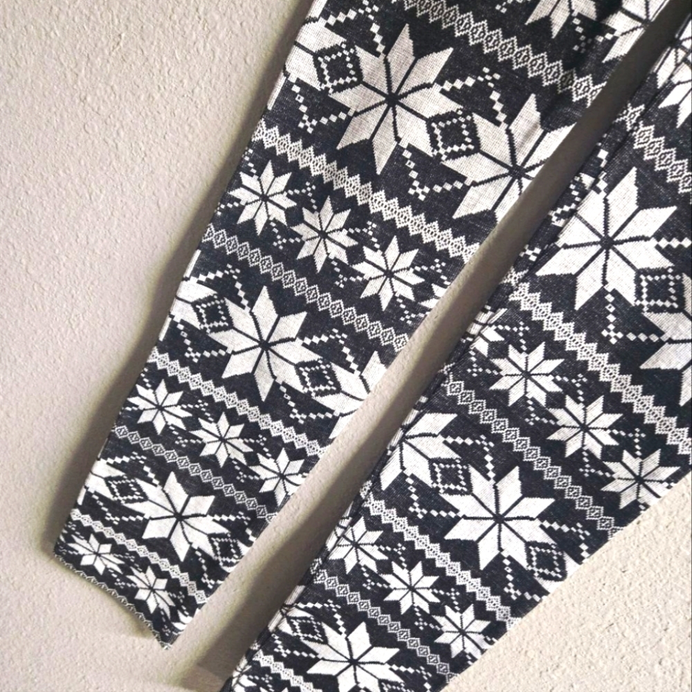 New! Kidtopia Leggings